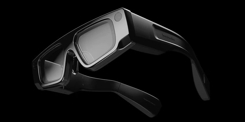 Smart Glasses Are Back: Apple Vision Pro, Meta Ray-Ban, and What’s Next